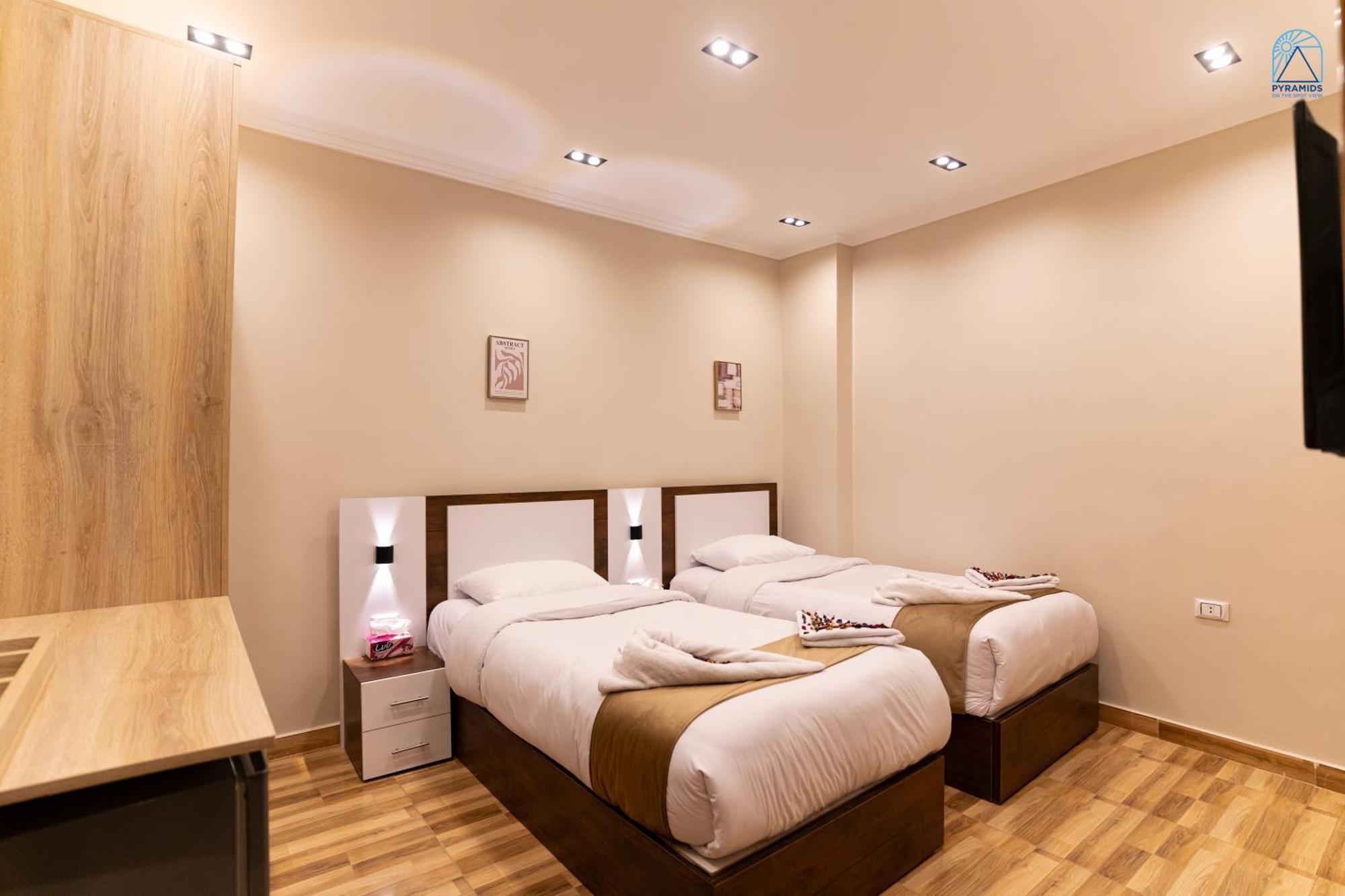 Pyramids On The Spot View Hotel Kafrat al Jabal Exterior photo